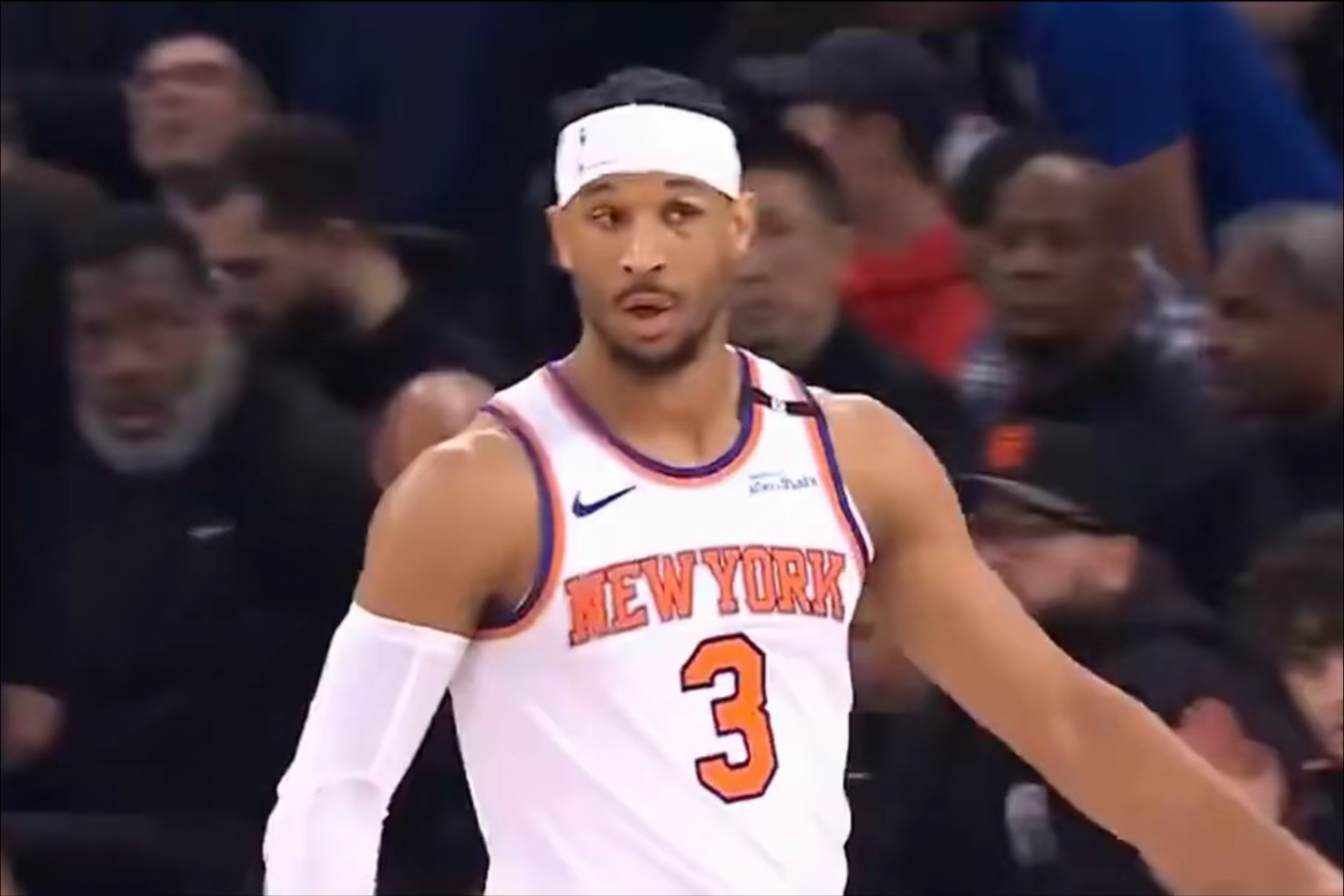 尼克斯鏖战太阳，东契奇统治全场