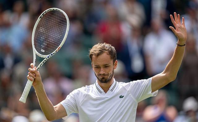 爱游戏大厅-ATP总决赛鏖战温网，蒂姆刷新纪录