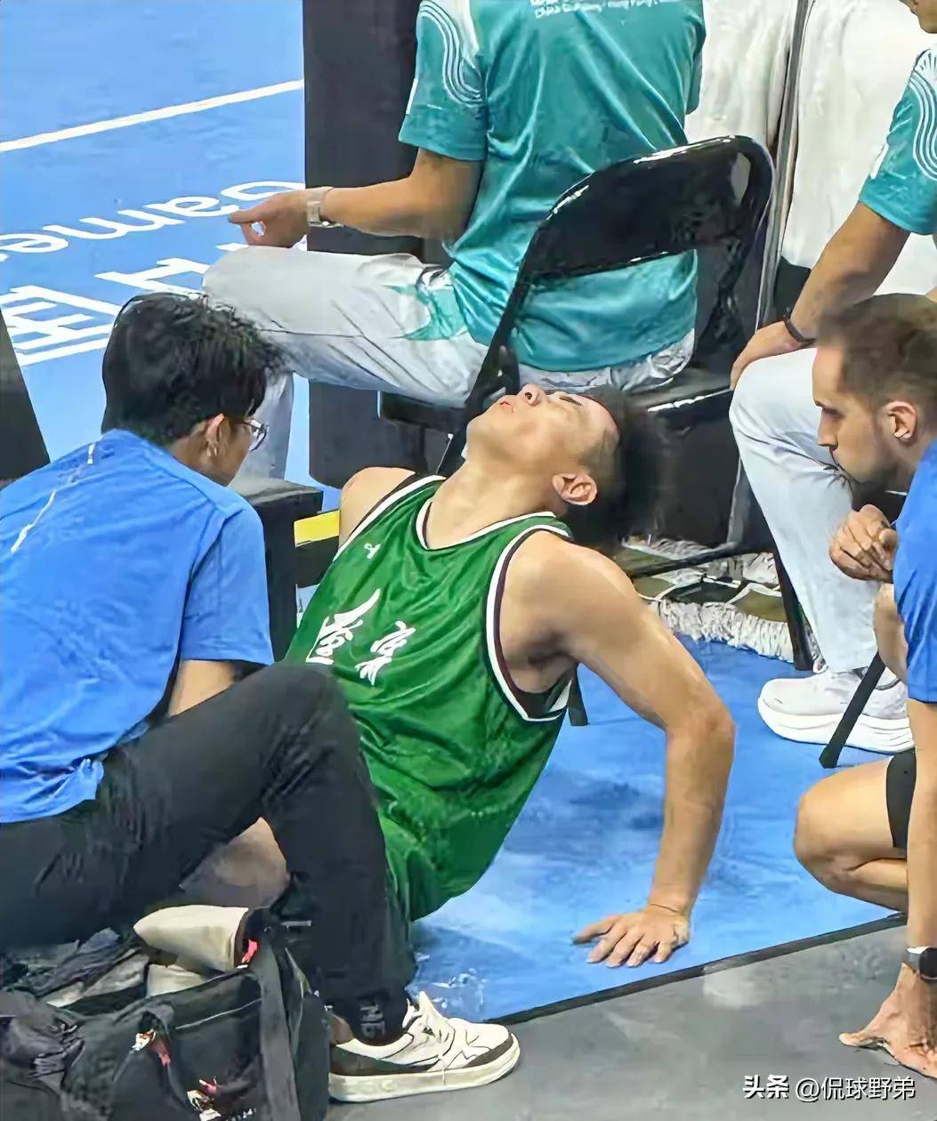 篮网横扫辽宁队，高诗岩状态火热