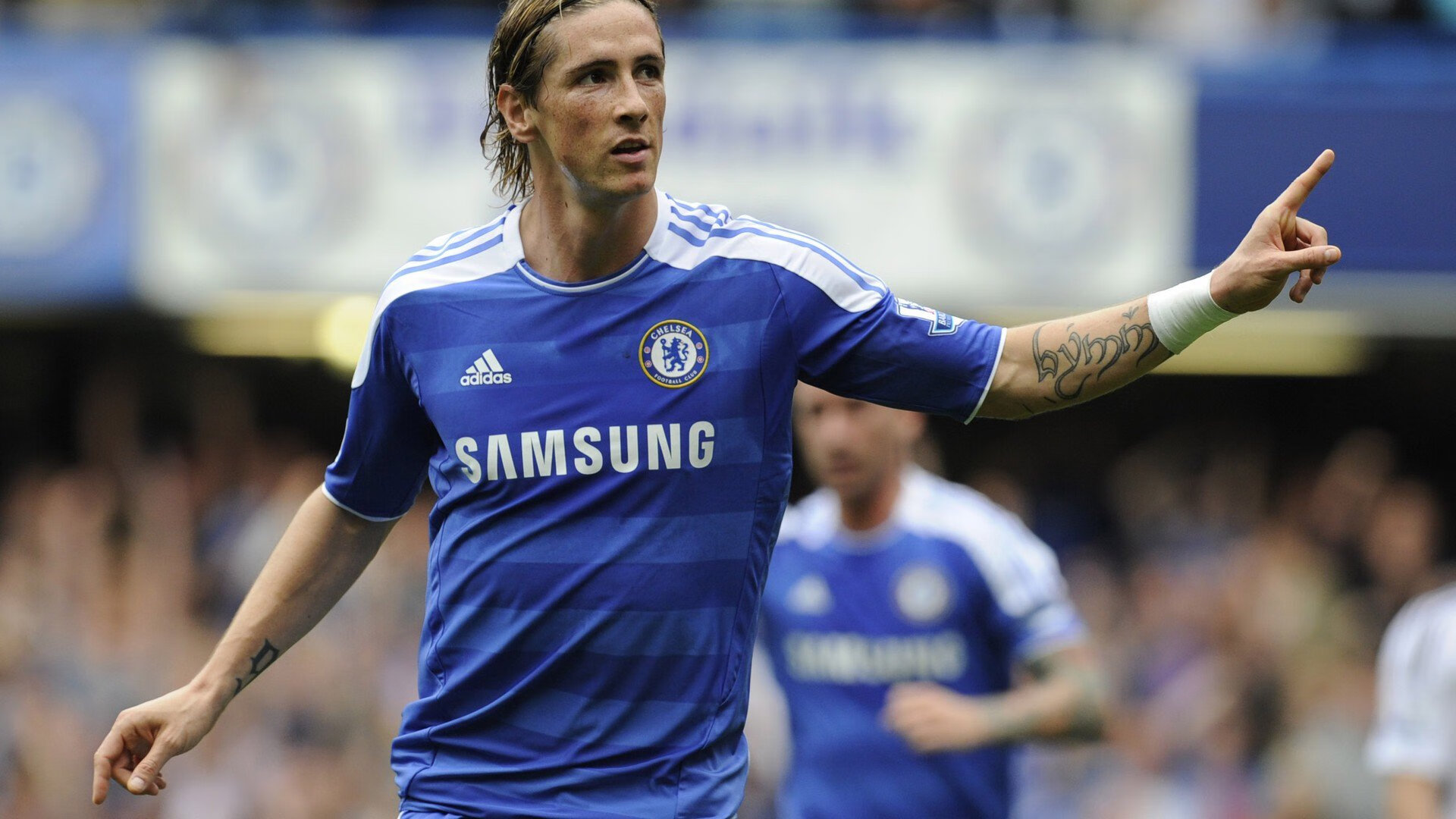 国王绝杀老鹰，霍勒迪，从沉默齿轮到关键先生的淬火之路